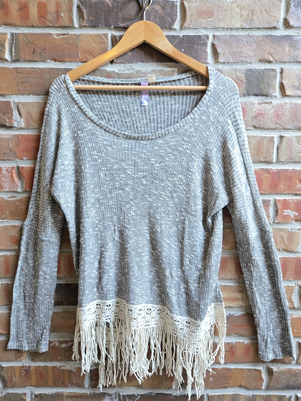 Alya Gray Speckled Scoop Neck Sweater with Crochet Fringe Boho Casual Cozy Layer